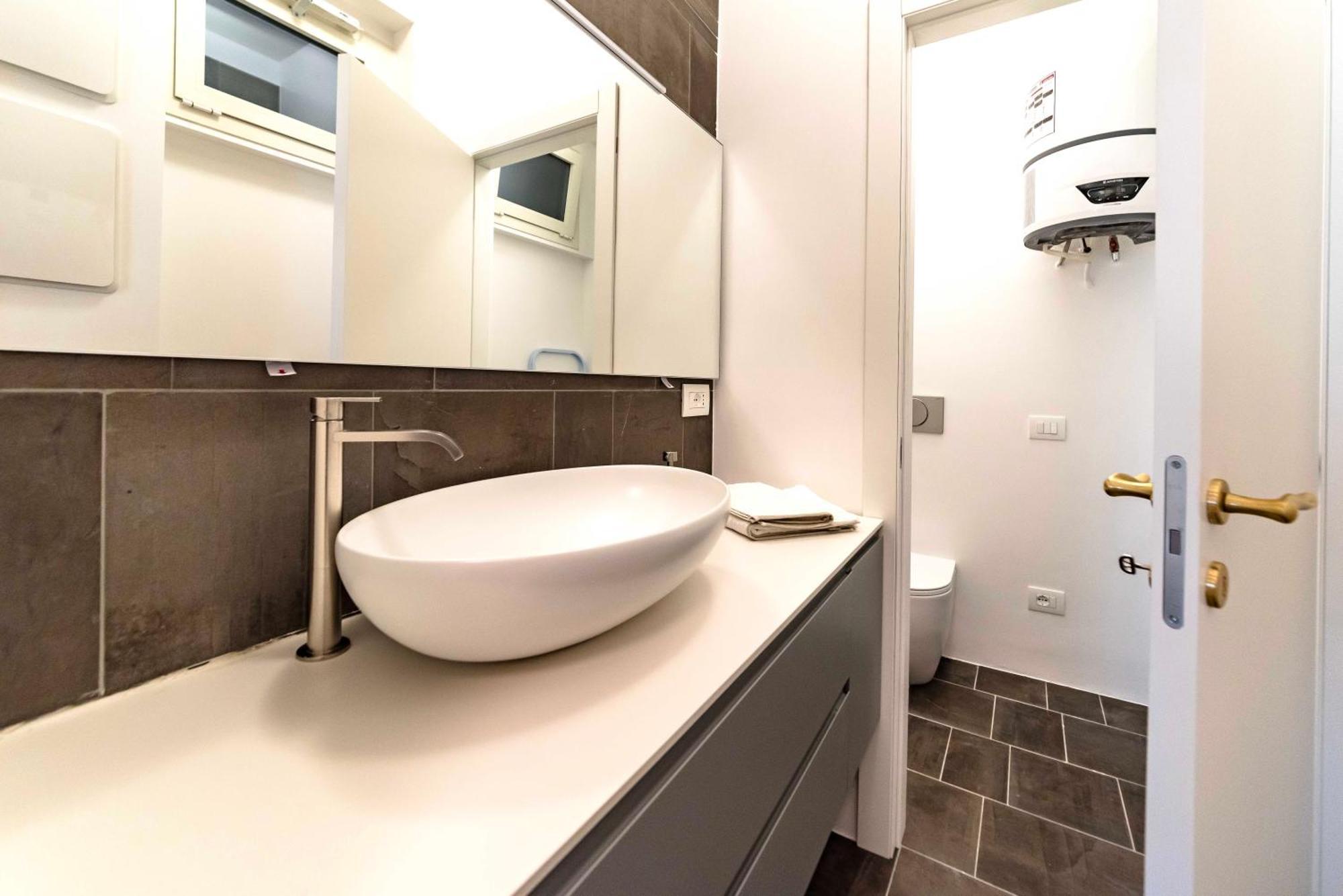 Dream Suites Milano San Babila Exterior foto